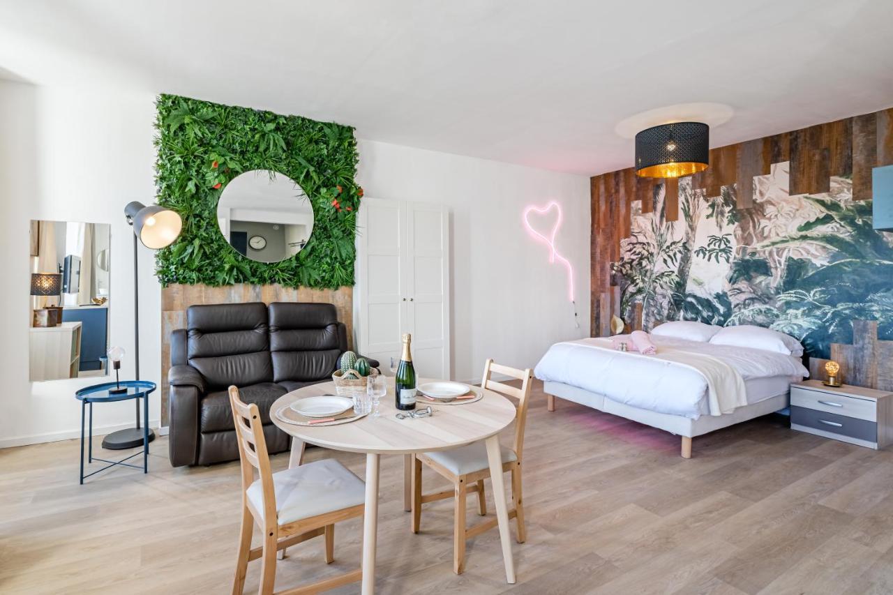 Aurora Lov'Room Proche De Saint Charles Marseille Exteriör bild